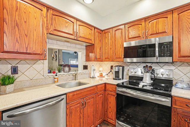3716 FOXFORD STREAM RD, Baltimore, MD 21236