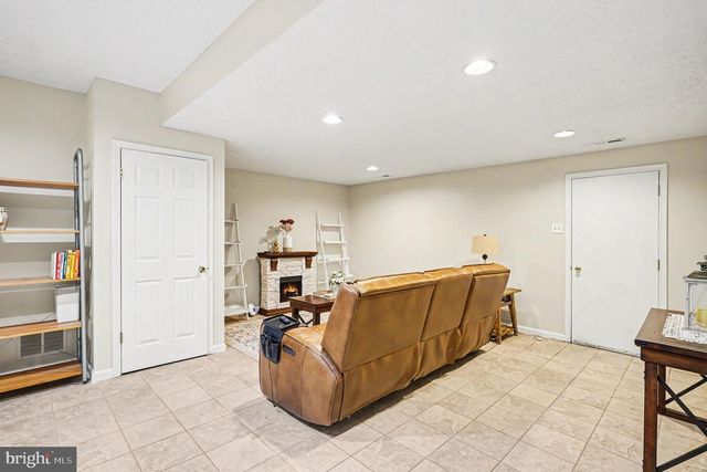 3716 FOXFORD STREAM RD, Baltimore, MD 21236