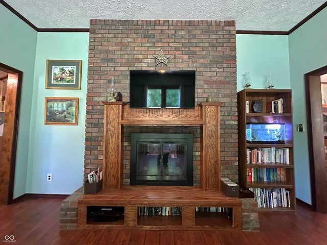 938 W 425 S, Rockville, IN 47872