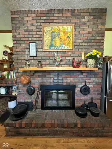 938 W 425 S, Rockville, IN 47872