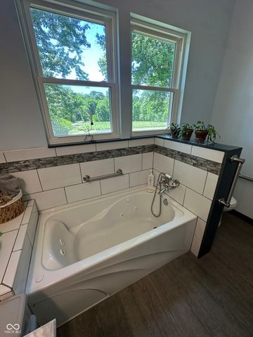 938 W 425 S, Rockville, IN 47872