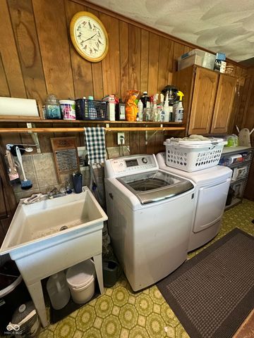 938 W 425 S, Rockville, IN 47872