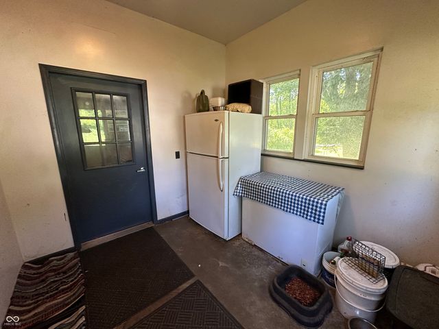 938 W 425 S, Rockville, IN 47872
