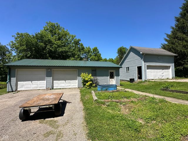 938 W 425 S, Rockville, IN 47872