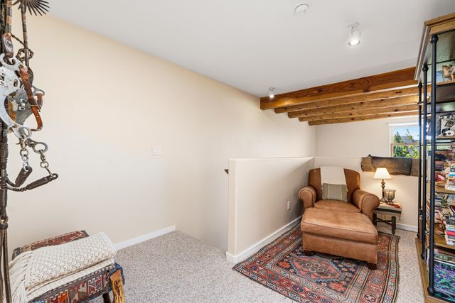 84 Avenida Frijoles, Santa Fe, NM 87507