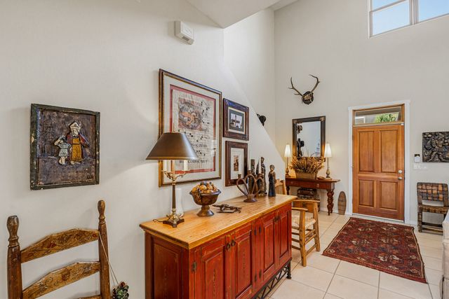 84 Avenida Frijoles, Santa Fe, NM 87507