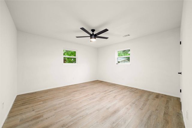 2209 9th Street, Brownwood, TX 76801