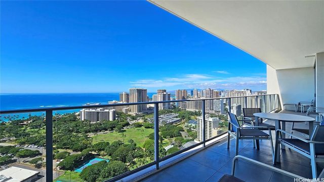 383 Kalaimoku Street 3502, Honolulu, HI 96815