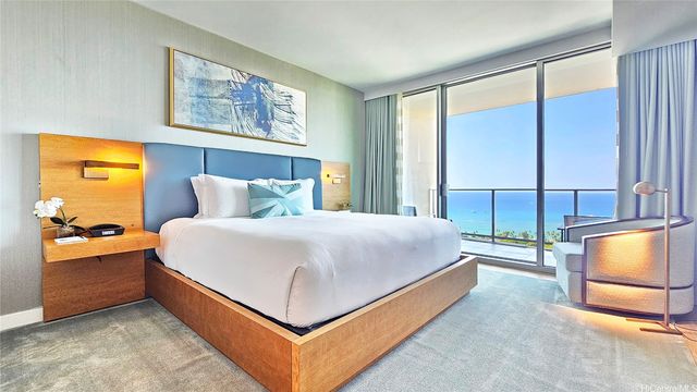 383 Kalaimoku Street 3502, Honolulu, HI 96815