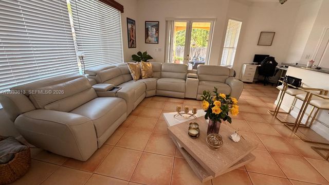 6743 SW 163rd Place, Miami, FL 33193