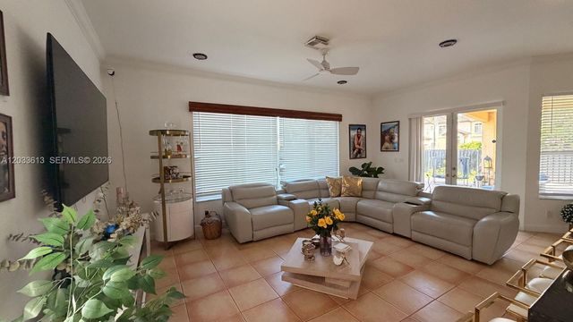 6743 SW 163rd Place, Miami, FL 33193