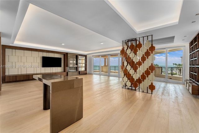 7445 Fisher Island Dr 7445, Miami Beach, FL 33109