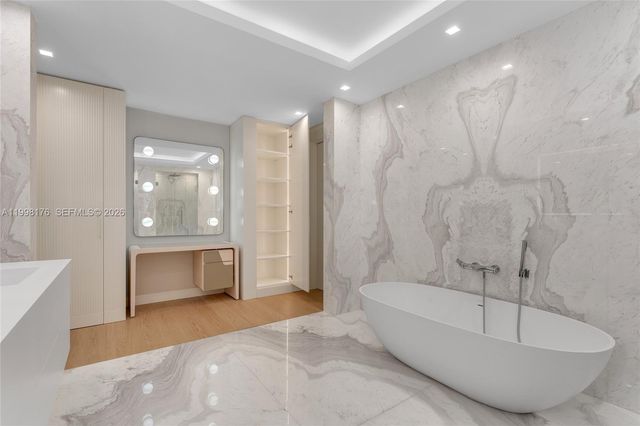 7445 Fisher Island Dr 7445, Miami Beach, FL 33109