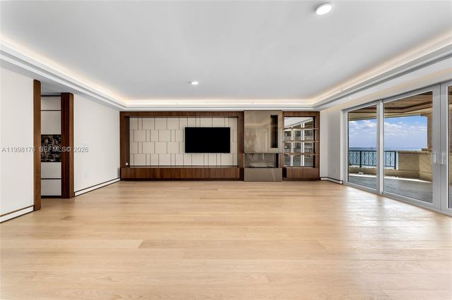7445 Fisher Island Dr 7445, Miami Beach, FL 33109