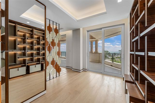 7445 Fisher Island Dr 7445, Miami Beach, FL 33109