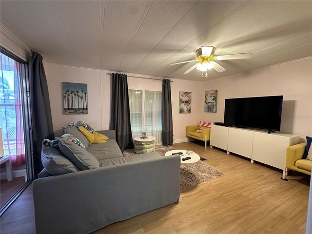 283 ANDORA, Bradenton, FL 34207