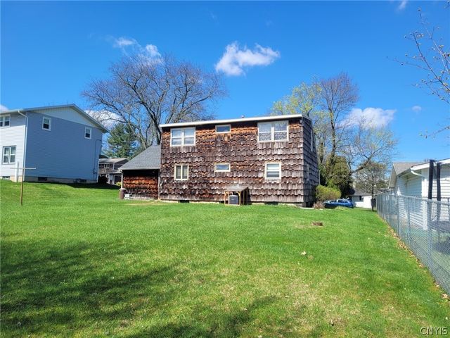 114 Skyview Drive, Salina, NY 13088
