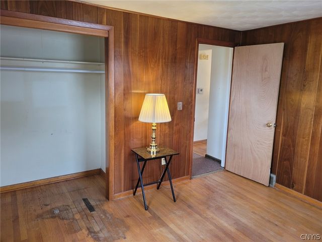 114 Skyview Drive, Salina, NY 13088