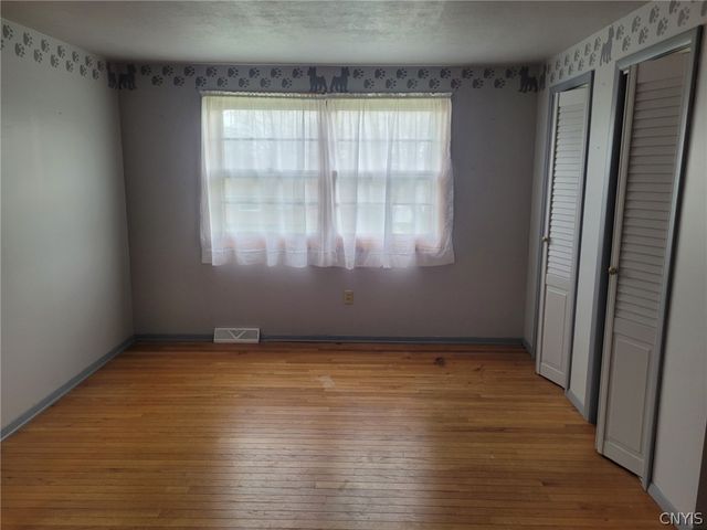 114 Skyview Drive, Salina, NY 13088