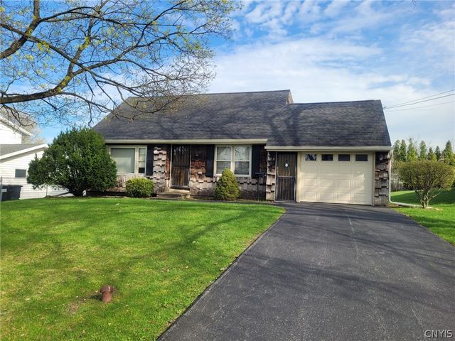 114 Skyview Drive, Salina, NY 13088