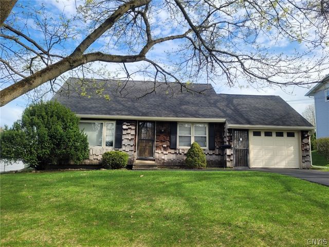 114 Skyview Drive, Salina, NY 13088