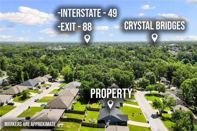 13 Greenridge Lane, Bentonville, AR 72712
