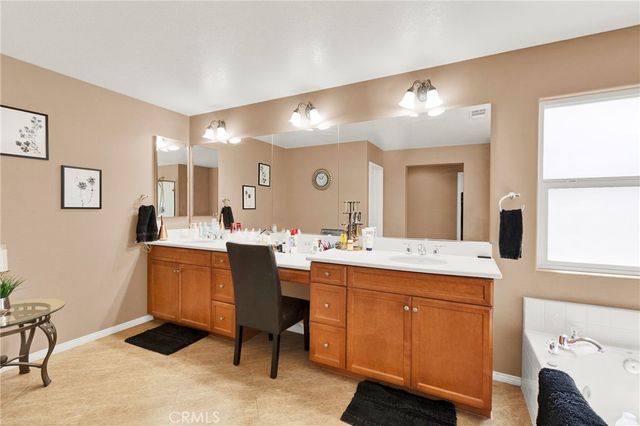 36065 Mustang Spirit Lane, Wildomar, CA 92595