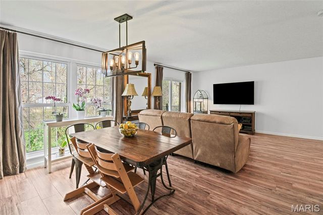 13453 Coliseum Drive F, Chesterfield, MO 63017