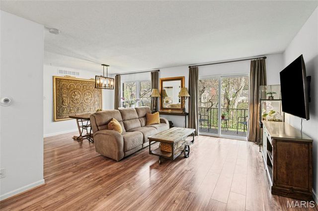 13453 Coliseum Drive F, Chesterfield, MO 63017