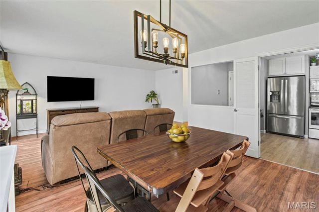 13453 Coliseum Drive F, Chesterfield, MO 63017