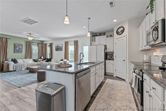 566 Carolina Church Road, St Pauls, NC 28384