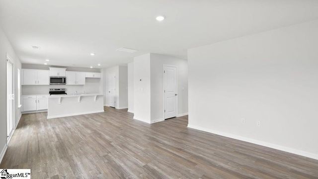 1072 Gagmon Drive, Wellford, SC 29385