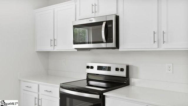 1072 Gagmon Drive, Wellford, SC 29385