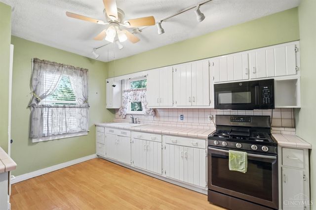 3314 S Woodmont Avenue, Cincinnati, OH 45213