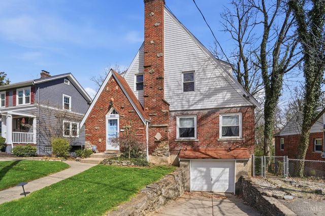 3314 S Woodmont Avenue, Cincinnati, OH 45213