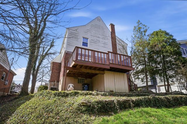 3314 S Woodmont Avenue, Cincinnati, OH 45213