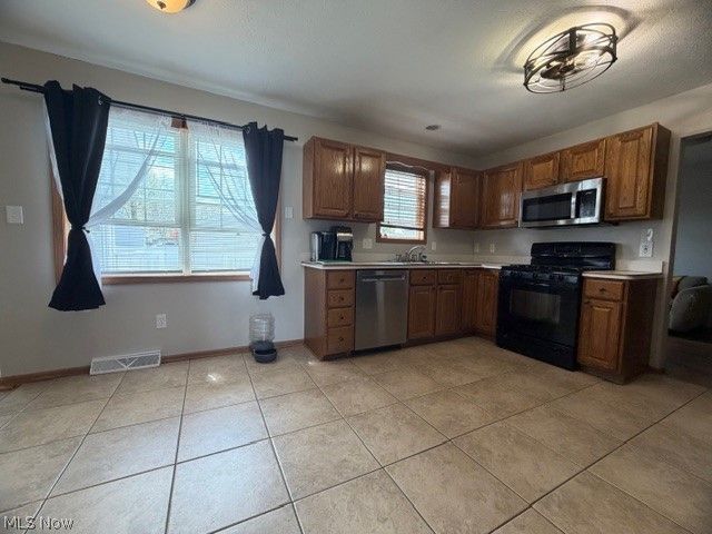 5137 Pine Shadow Court, Mineral Ridge, OH 44440