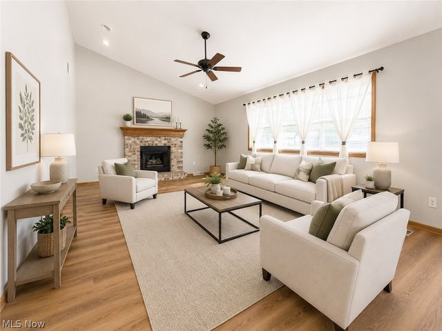 5137 Pine Shadow Court, Mineral Ridge, OH 44440