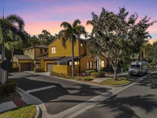 9153 Chula Vista ST # 13203, Naples, FL 34113