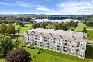 5 Peters Farm Way 406, Westborough, MA 01581