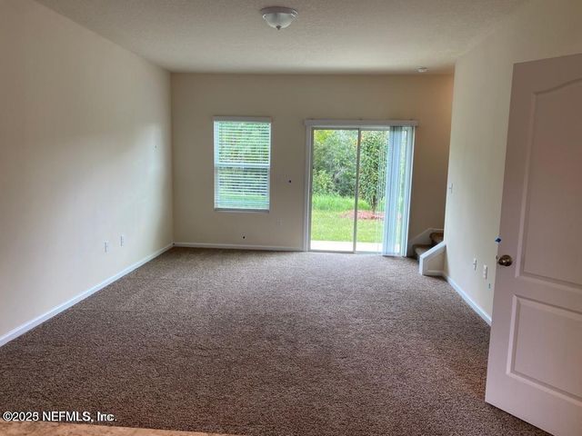 7987 ECHO SPRINGS Road, Jacksonville, FL 32256