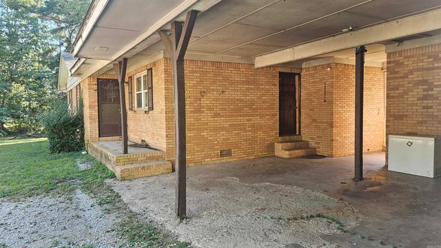 249 N Fordyce St, Rector, AR 72461