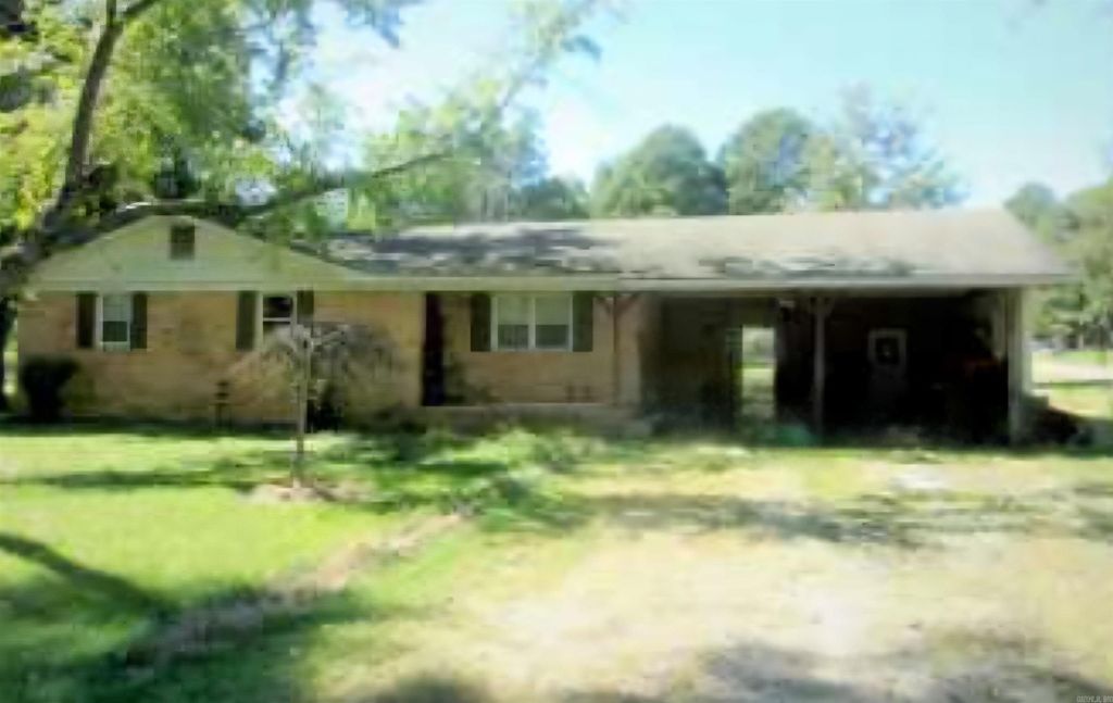 249 N Fordyce St, Rector, AR 72461