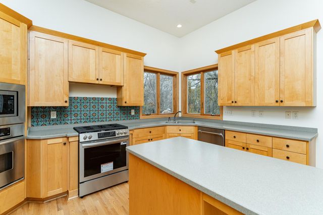 2234 Baihly Hills Drive SW, Rochester, MN 55902