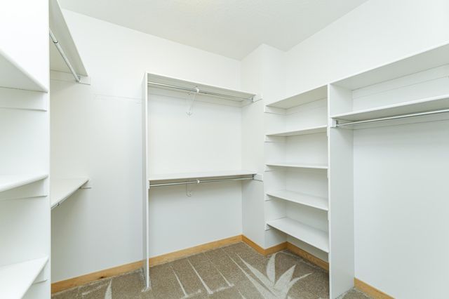 2234 Baihly Hills Drive SW, Rochester, MN 55902