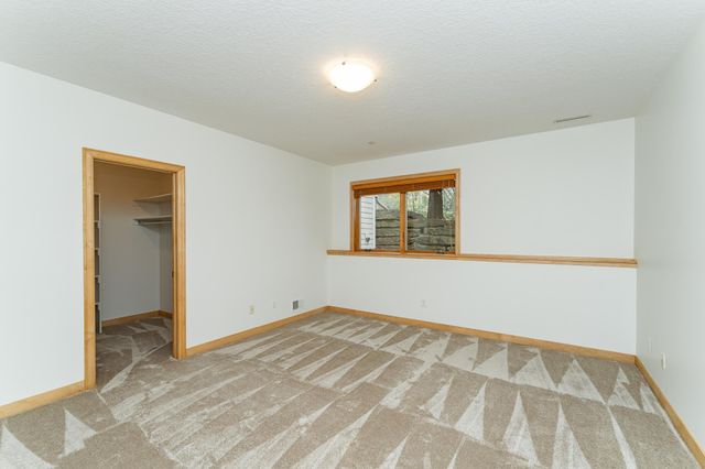 2234 Baihly Hills Drive SW, Rochester, MN 55902