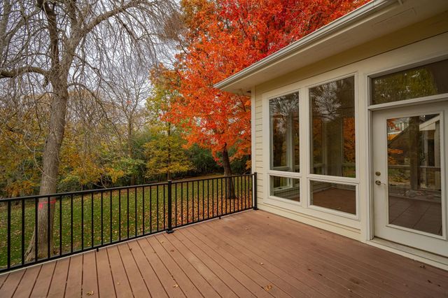 2234 Baihly Hills Drive SW, Rochester, MN 55902