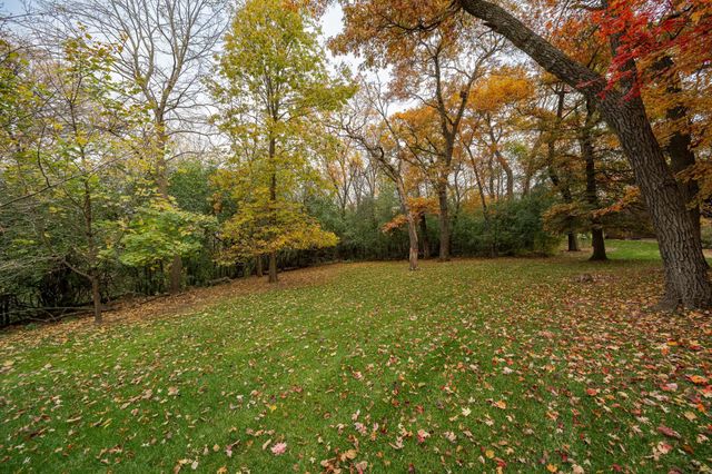 2234 Baihly Hills Drive SW, Rochester, MN 55902