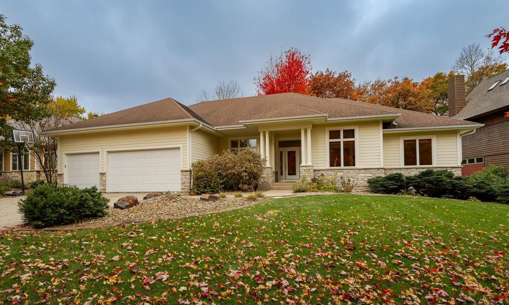 2234 Baihly Hills Drive SW, Rochester, MN 55902