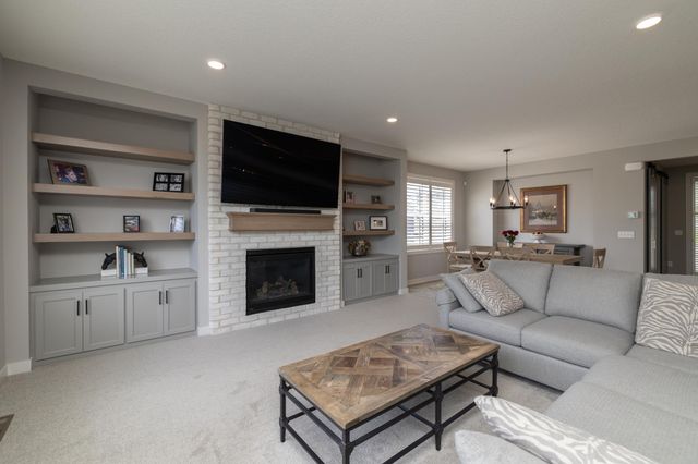 14714 146th Avenue N, Dayton, MN 55327